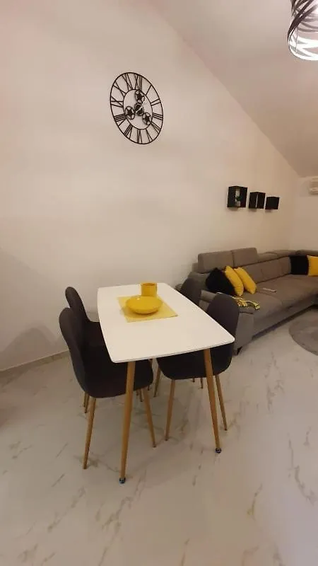 Apartman Volme Banjole 0*,  Croatia